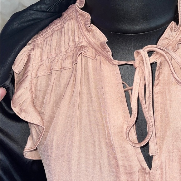 Blank NYC Black faux leather  and peach pink jones New York blouse bundle of 2 - Picture 10 of 12